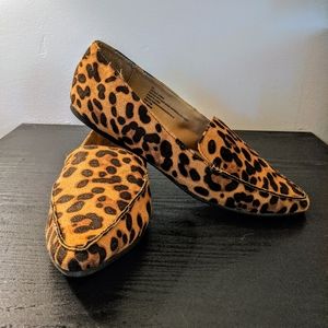 Leopard Pointy Toe Flats Sz 8.5